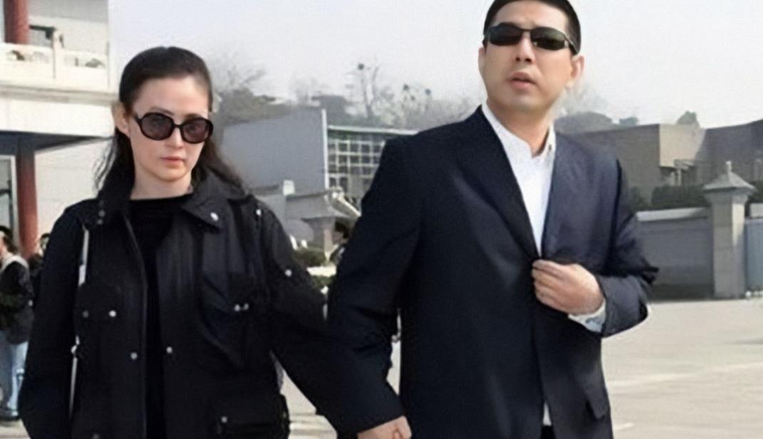 王思懿|王思懿：人生被打上“潘金莲”标签，闪婚闪离，年近半百仍单身