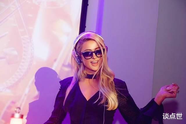 帕丽斯·希尔顿|梅根透露了对女儿未来的期望，还公开讨论了女性标签的问题