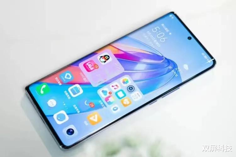 华为荣耀|千元曲面屏之争:荣耀X40遇到真我10Pro+,只能“丢盔弃甲”?