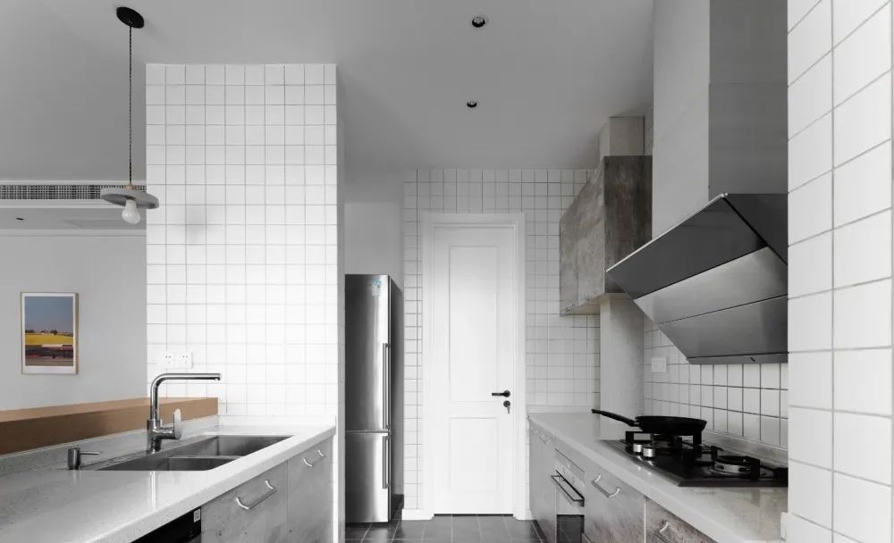 120平北欧极简三居室,客餐厅阳台一体式,空间超宽敞!