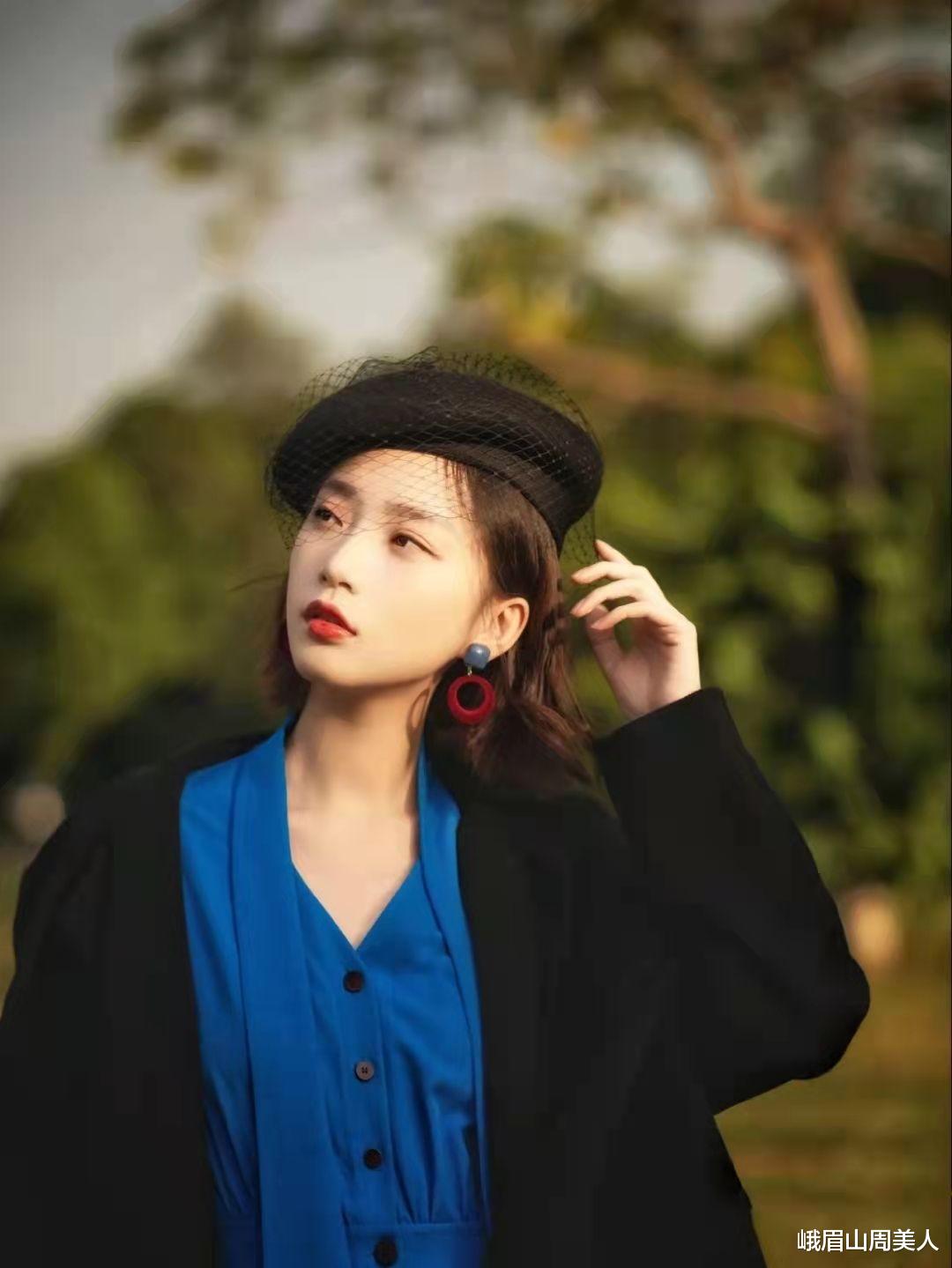 淡妆 ?女人不管出门多赶，尽量化淡妆！记住这3个窍门，简单易学显气色