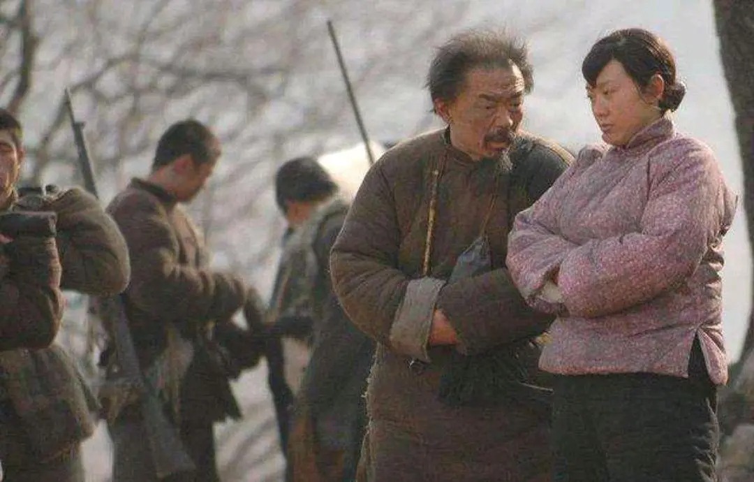 古代穷人娶不起老婆,该如何传宗接代?他们想出了一个畸形办法