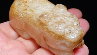 和田玉籽料|明 和田玉籽料 白玉 玉虎 虎形 把件 摆件 纸镇