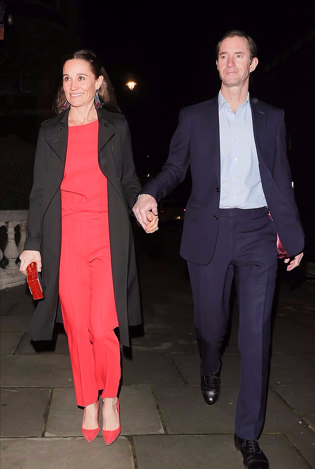 音乐会|凯特妹妹难得精心打扮！和富豪老公亮相音乐会，脸上苍老像老太太