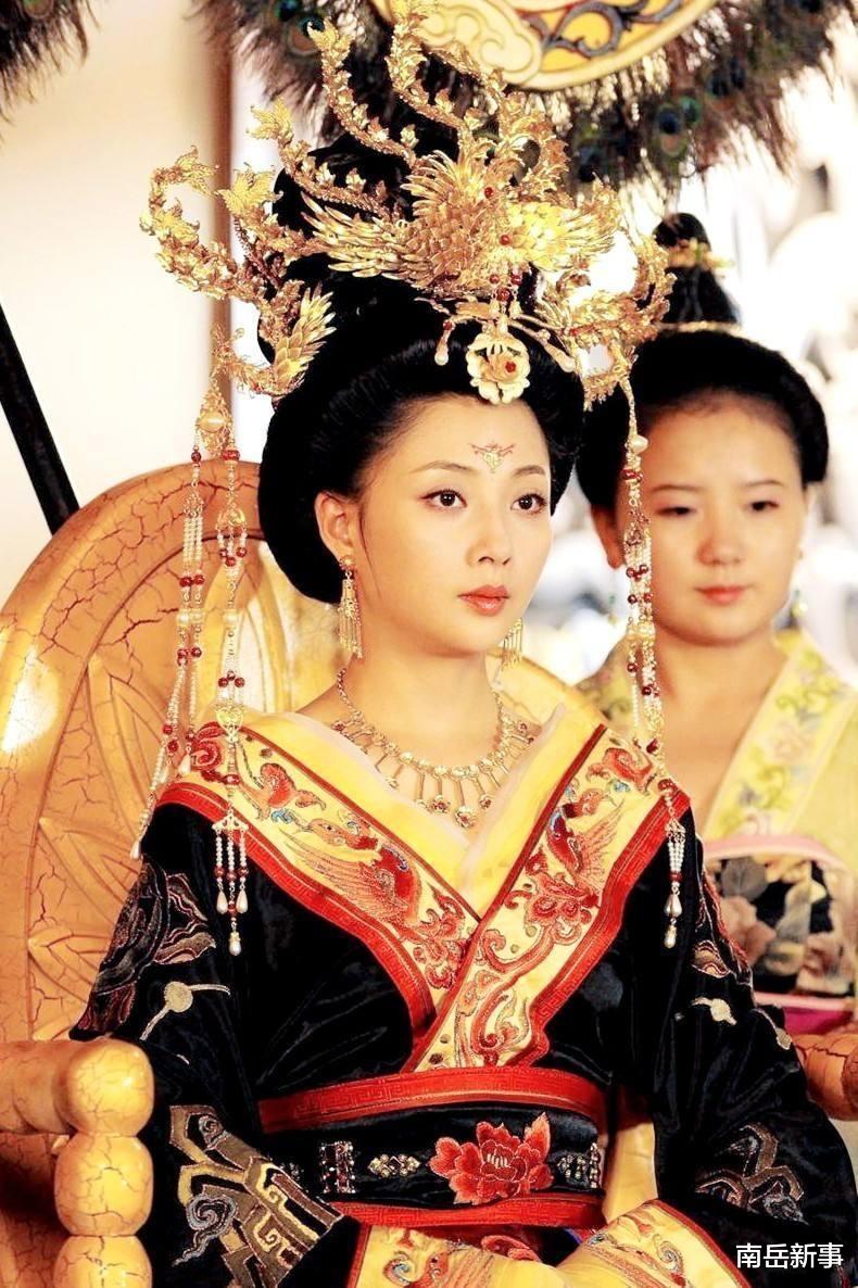 电视剧|出场前吹绝世美人，转身就被配角狠狠碾压！这15位女星不尴尬吗