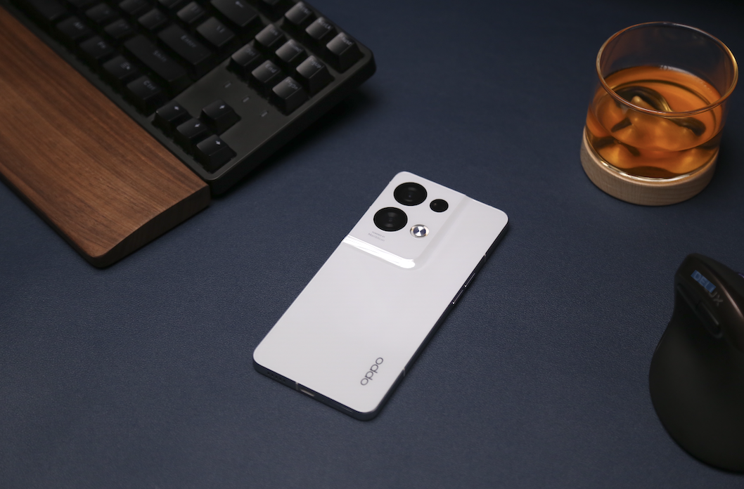 月亮|本年度中秋节最佳登场选手:Reno8 Pro+,拍月亮更清晰