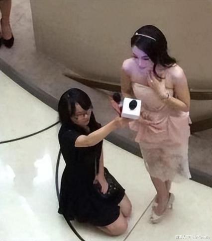 张颂文|张颂文的月薪,让娱乐圈多少拿着天价片酬的“人上人”脸红