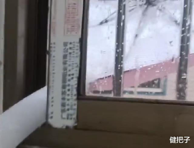 广东一男子自制取雨“神器”,看到成效后网友直呼:早学早省钱!