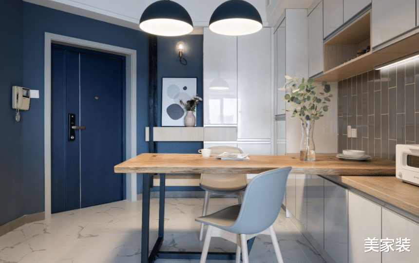 爆改市中心的三室老房子,过道轻松变餐厅,想法真是独特