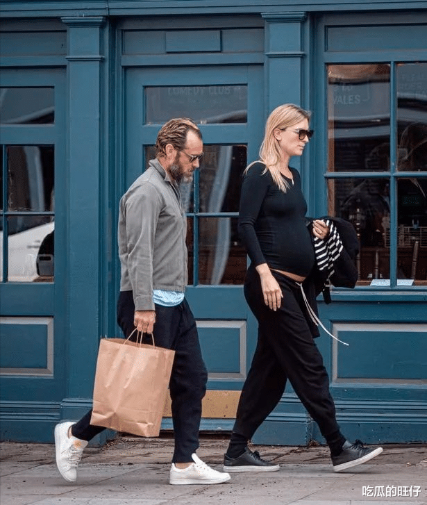 裘德·洛|花心“裘花”：6个孩子4个妈，美貌基因都给女儿，儿子方脸还油腻