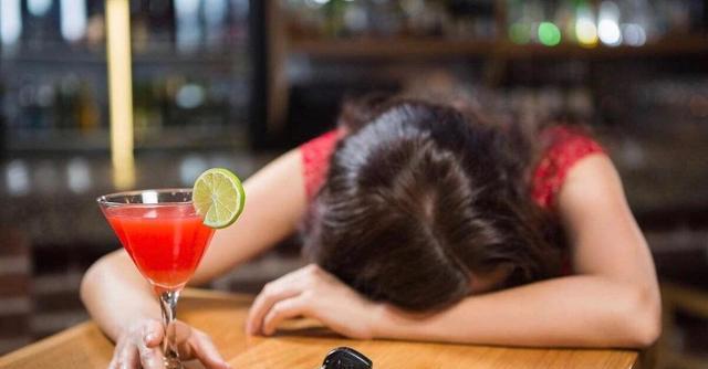 女性出门要小心?“听话水”作案经过被揭开,真实案例令人唏嘘