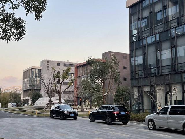 微软|第一次公开的微软实验室，没有KPI与996