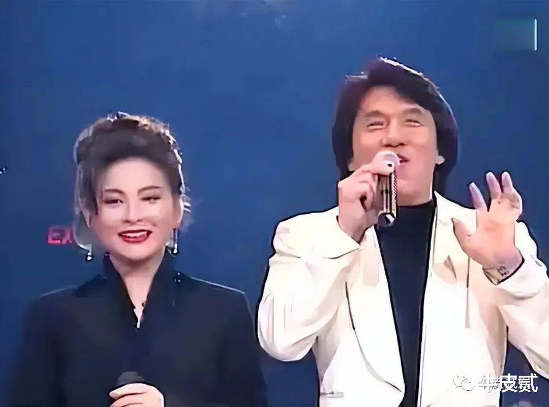 安又琪|吃软饭、卑微赔笑、带病去小县城商演,过气艺人过得不如普通人