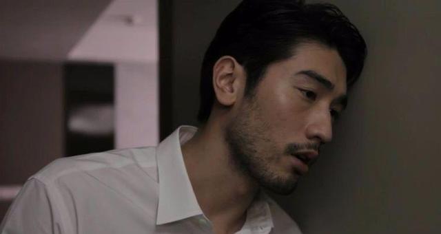 赵丽颖|赵丽颖:节目落水无人营救,得罪杨幂被全网黑,她做错了什么?