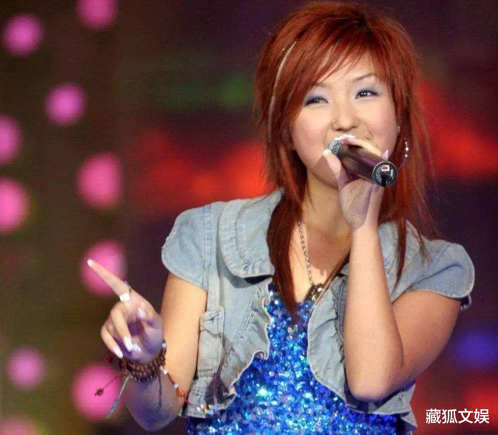 何洁|从知名超女到卑微求上《浪姐》,何洁是如何一步步走到今天的?