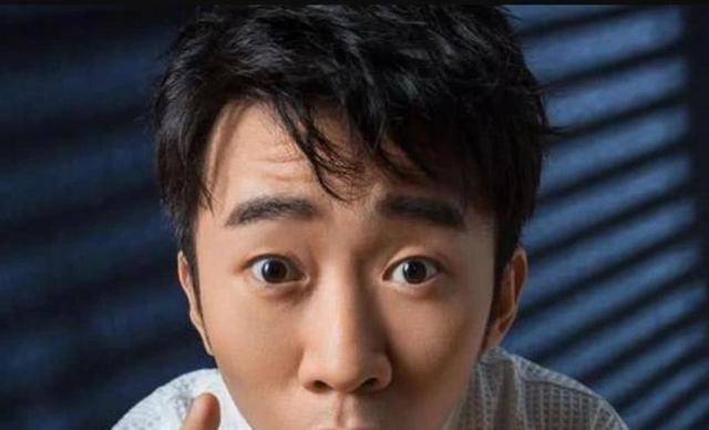 杨迪|有种偏心式遗传叫杨迪一家,上帝吻了妹妹杨莎,却没给他开扇窗!