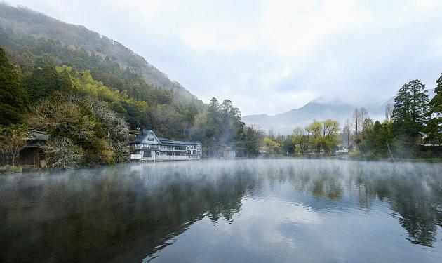 怒江|日本最奇怪的湖，一半是温泉一半是清泉，文人画家的最爱