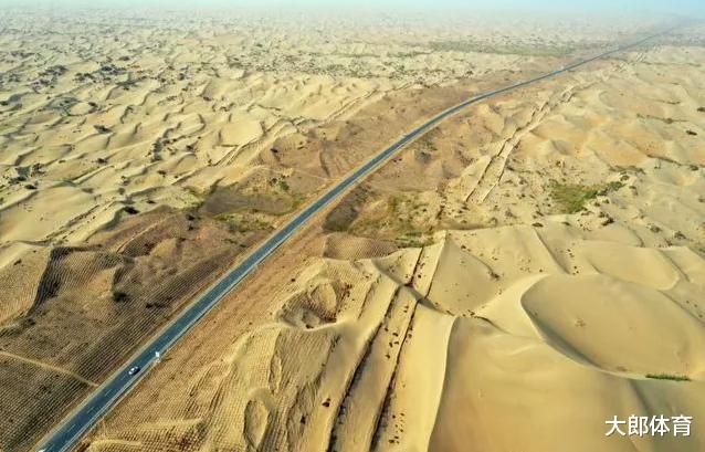 塔克拉玛干|从来没有一个沙漠像塔克拉玛干在中国这样,过得这么不体面