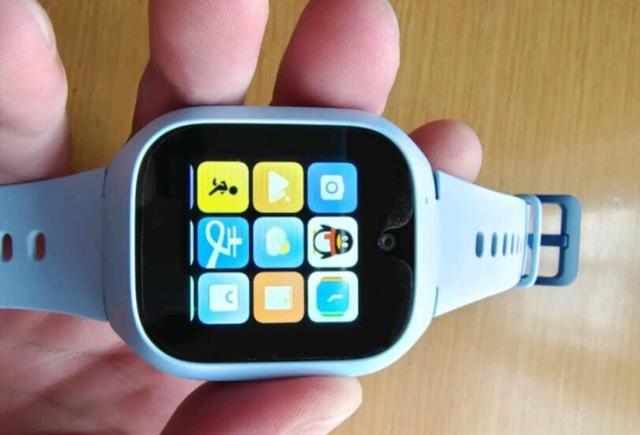 小米科技|小米电话手表哪款最好？性价比高？用户披露功能多