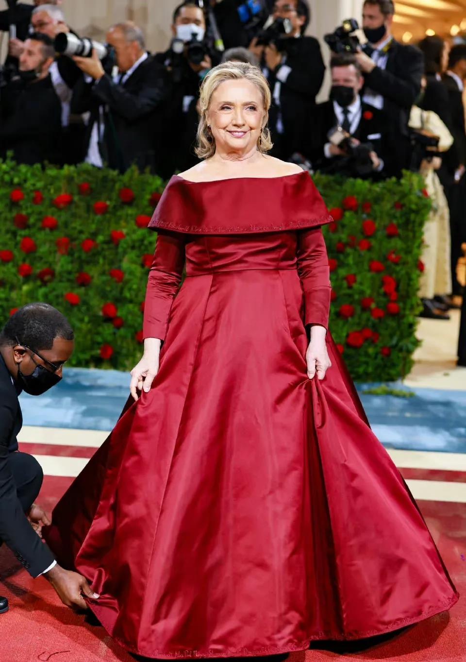 |金卡戴珊太豪情,花450万只为穿梦露同款,减肥14斤和新男友热恋