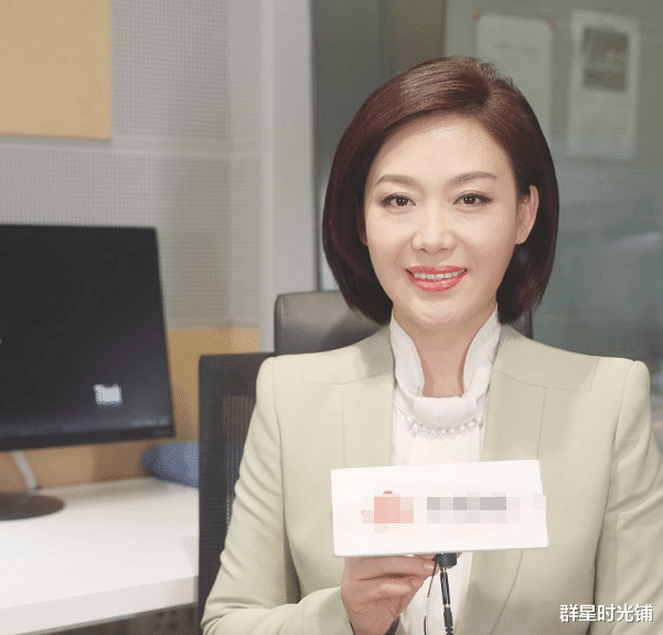 主持人|郑丽：想当老师却做了主持人，央视努力18年，成《新闻联播》主播