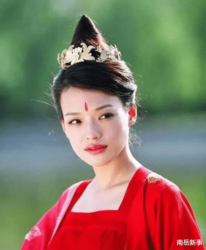 倪妮|土豆脸，甩饼脸，胖头鱼脸，这9位明星的长相，真有“特色”