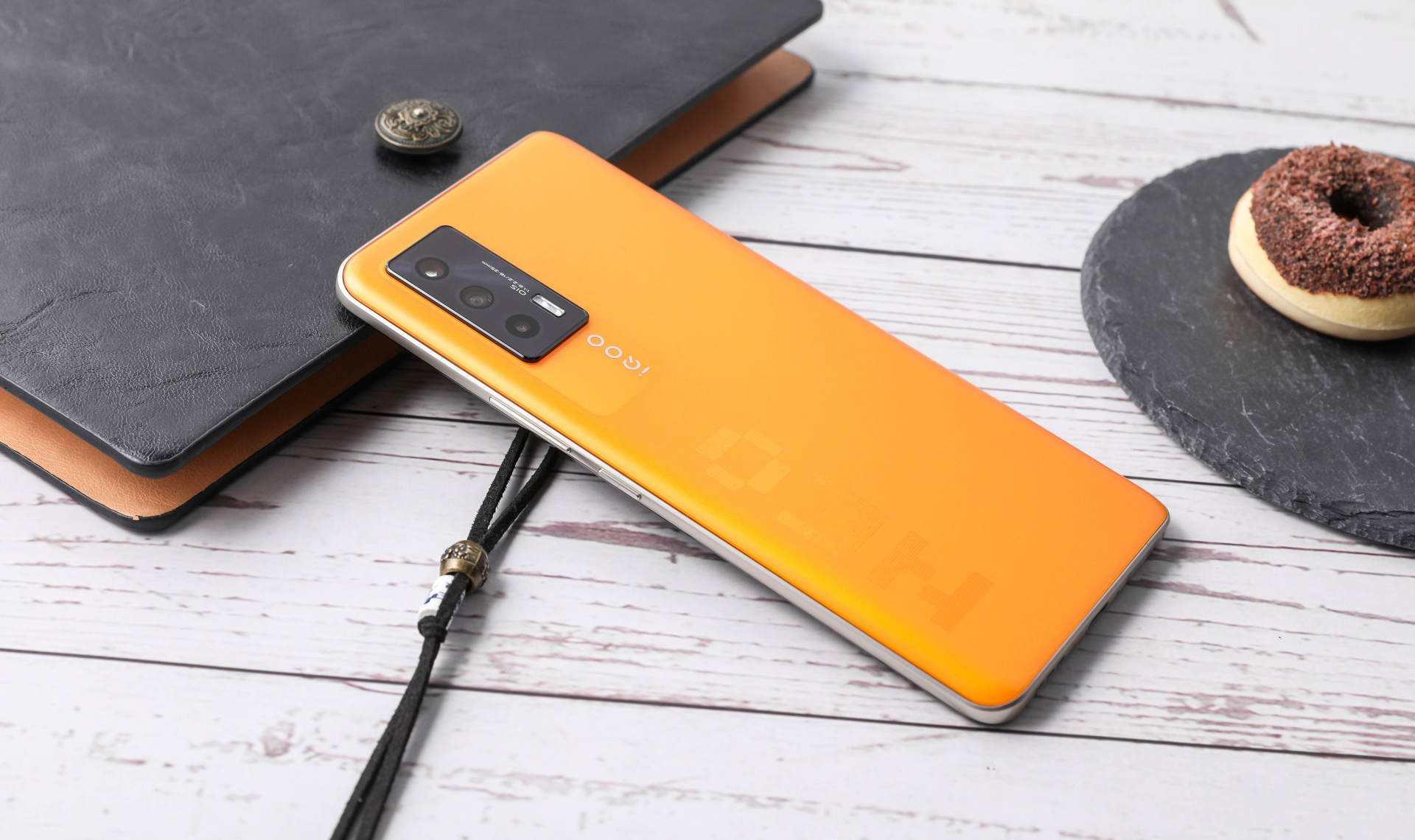 高通骁龙|预算1500元以内，这3款手机好评最多，都是低价高配款