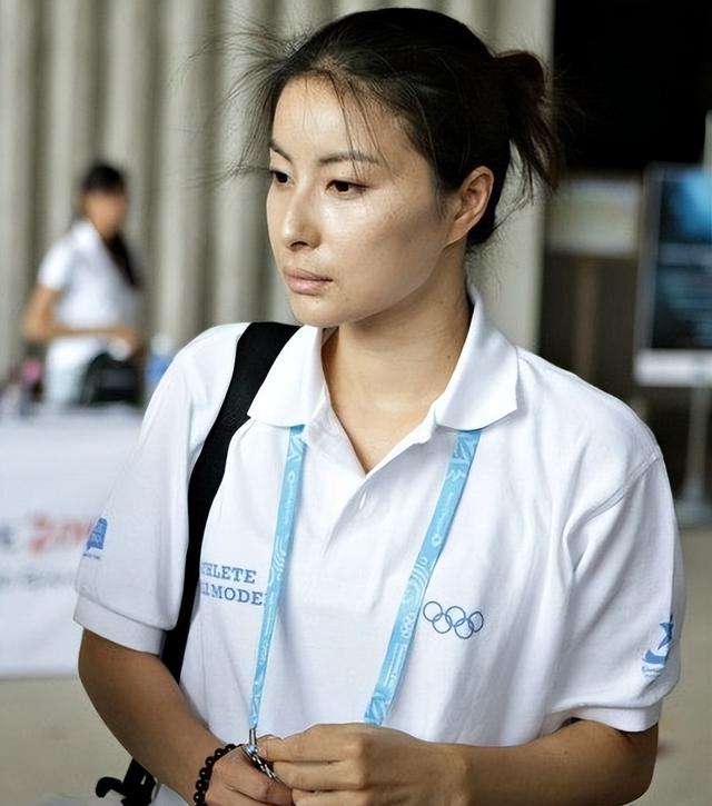 郭晶晶|“清醒贵妇”郭晶晶:打破豪门阔太形象,节俭举动帮霍家保全名声