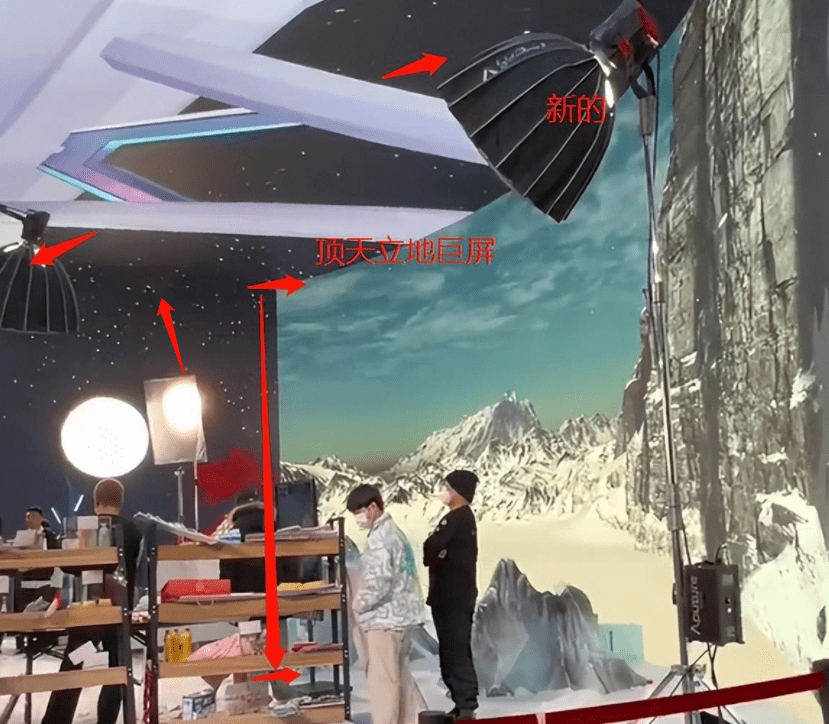 张纯烨|豪门贵妇张岚直播带货，面对货品表情破功，仍不忘内涵汪小菲