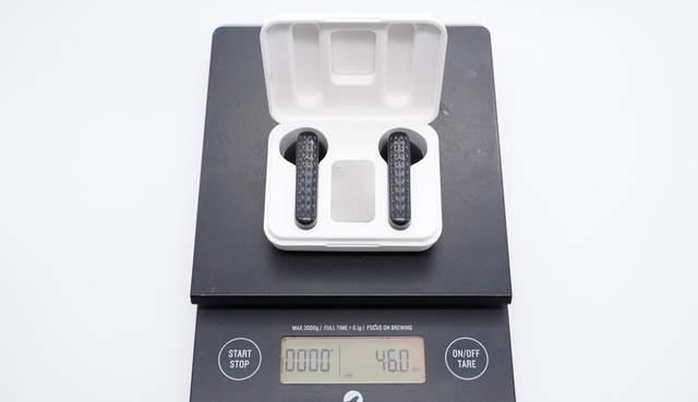 无线耳机|内置英集芯IP5333多功能电源管理SOC，Kiss me Q8真无线耳机拆解