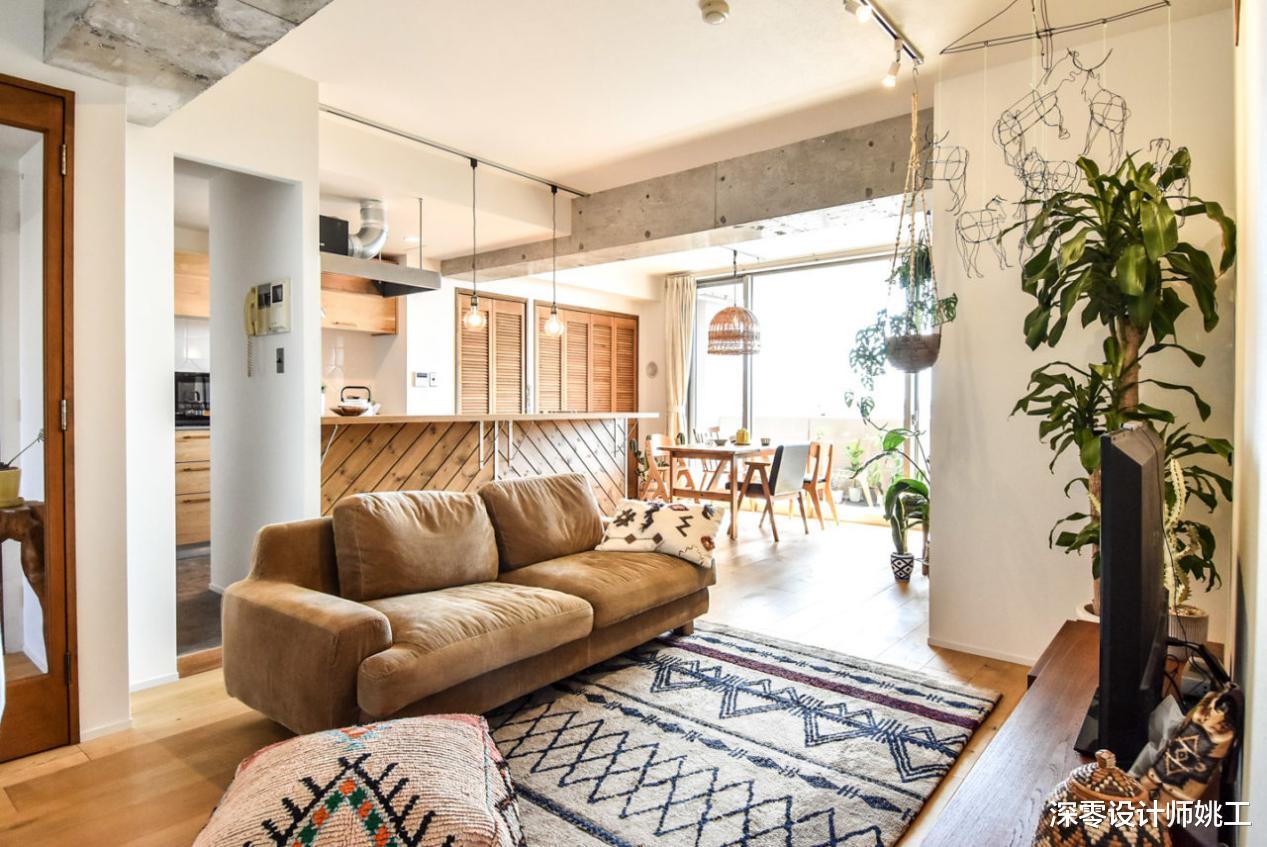 若不生二胎,72㎡足够住着一家三口,白墙+原木优雅中带点复古感