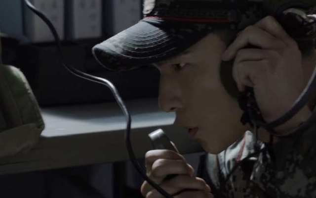 吴健|《特战荣耀》中的吴健，不仅演技十分出色，而且军人形象要比杨洋更加出色和出彩