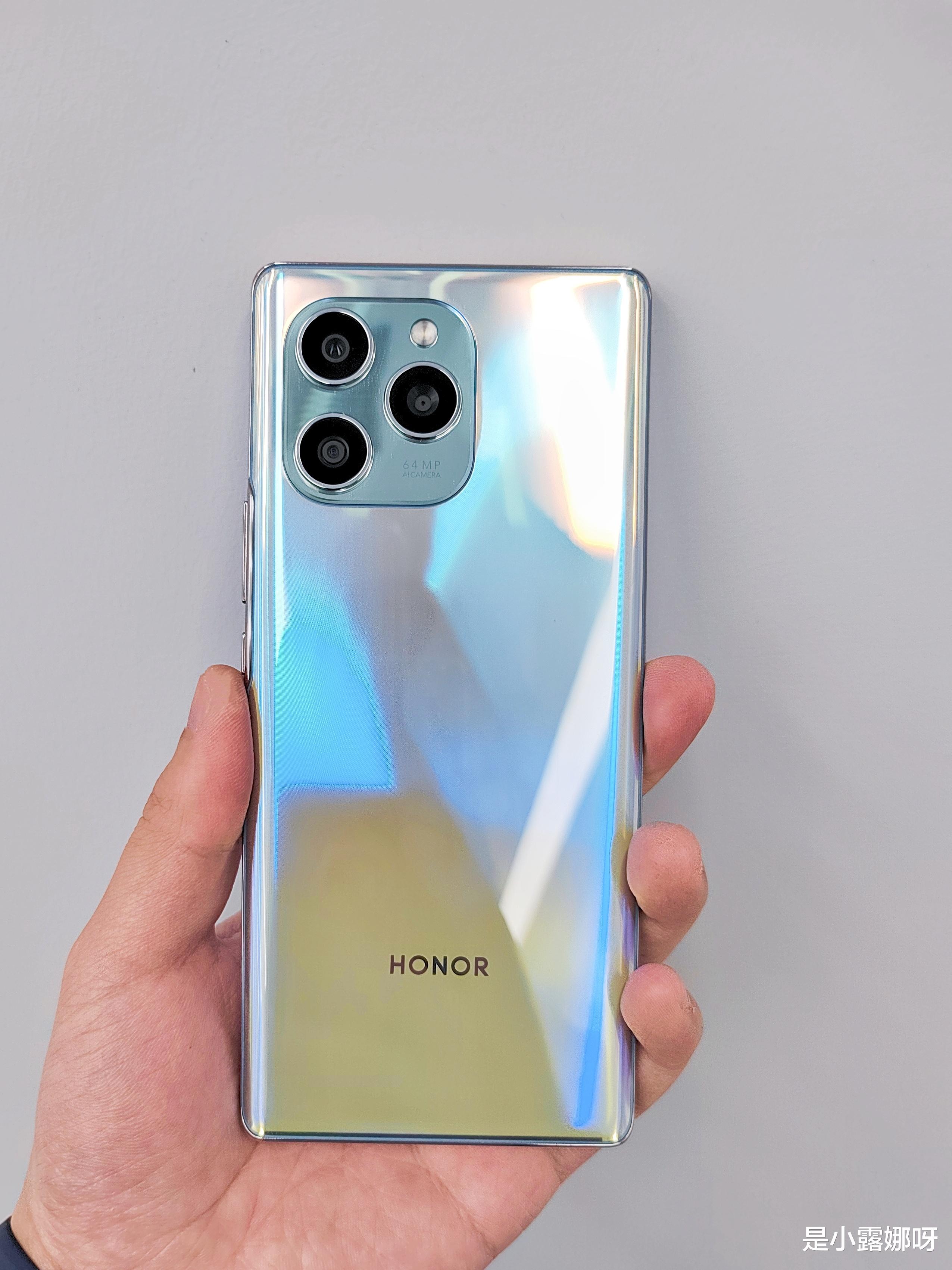 联想|荣耀新年秀荣耀60SE发布了，2199元起值得入手吗？