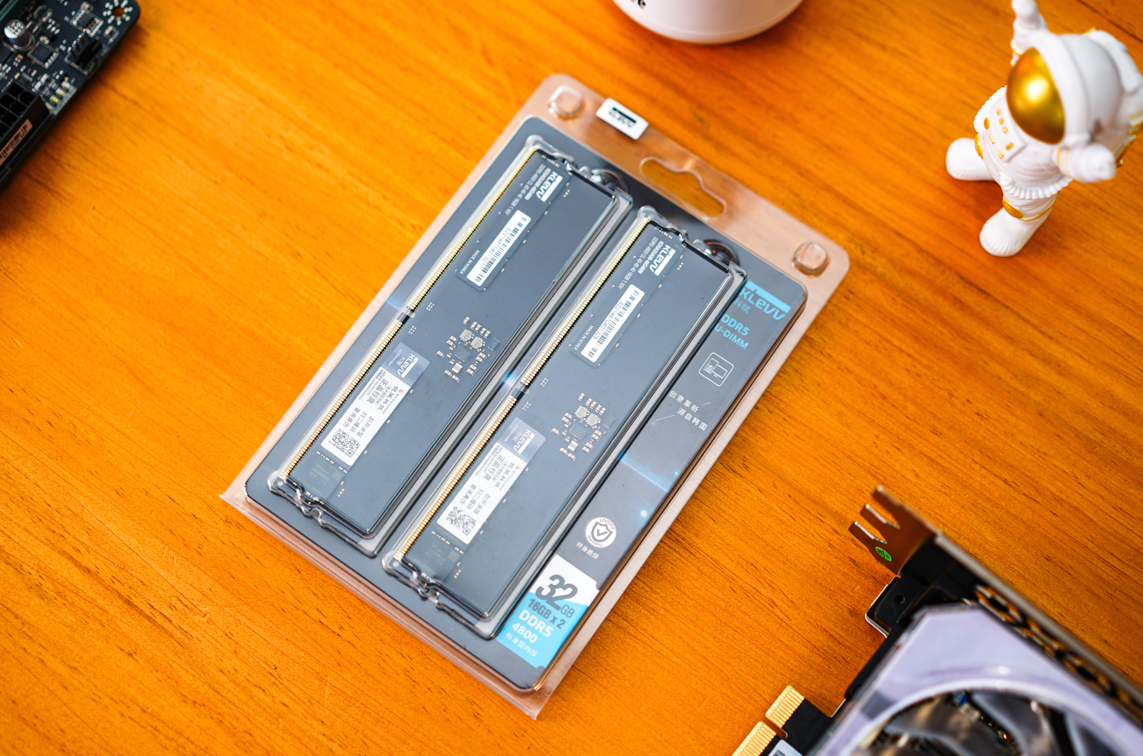 CPU|浅谈DDR5内存超频：没有XMP别慌，这样操作也能上高频