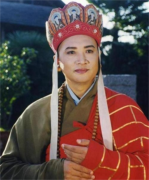 迟重瑞|“唐僧”迟重瑞告诉观众:我的黄花梨手珠卖500万,今天要4800元