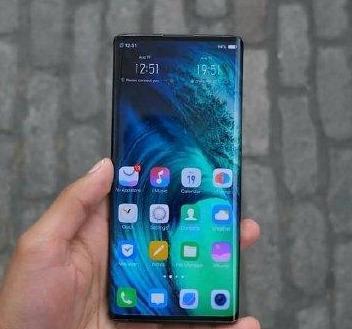 罗永浩|单从手机质量做工来说，哪家最好？