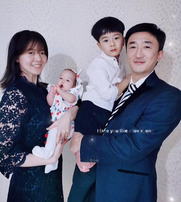 心肌梗塞|41岁演员刘伯勋心梗离世,与妻子丁怡菲甜蜜照曝光,私下超幸福