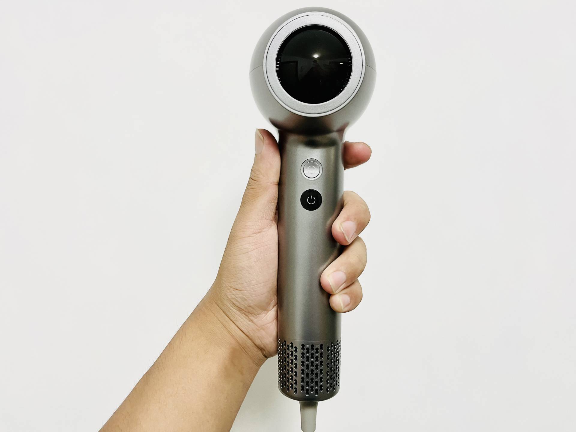 头发告别干枯开叉——仙如SYLPH TURBO吹风机,高转速、超低噪音