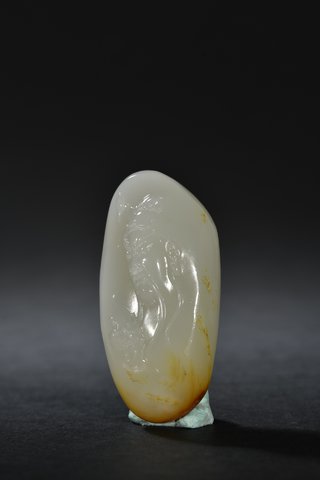 翡翠|和田玉籽料原石雕关公把件