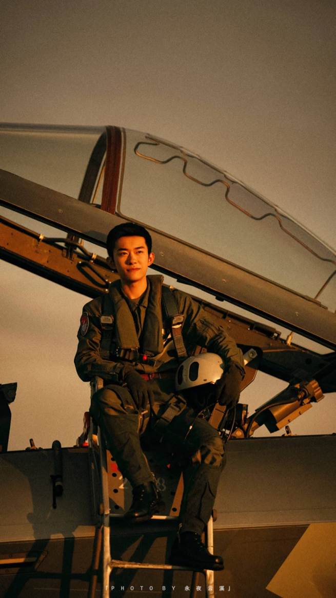 易烊千玺|?当初有多被嫌弃 现在就有多火 时光不会辜负努力的易烊千玺