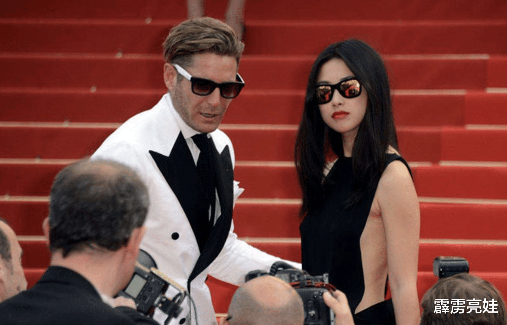 朱珠|38岁朱珠首谈生子原因,脖子颈纹有点出戏,称老公在约会时睡着了