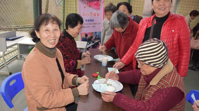 自由职业者|延迟退休“新进展”：女性自由职业者退休时间已明确，与工龄有关