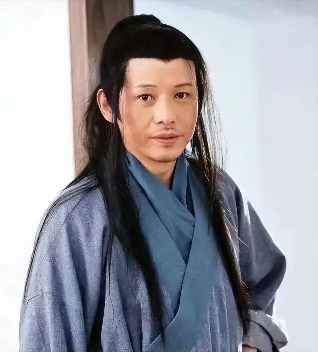 主持人|消失的央视春晚主持人：投资失败，情史复杂，直播带货，命运唏嘘