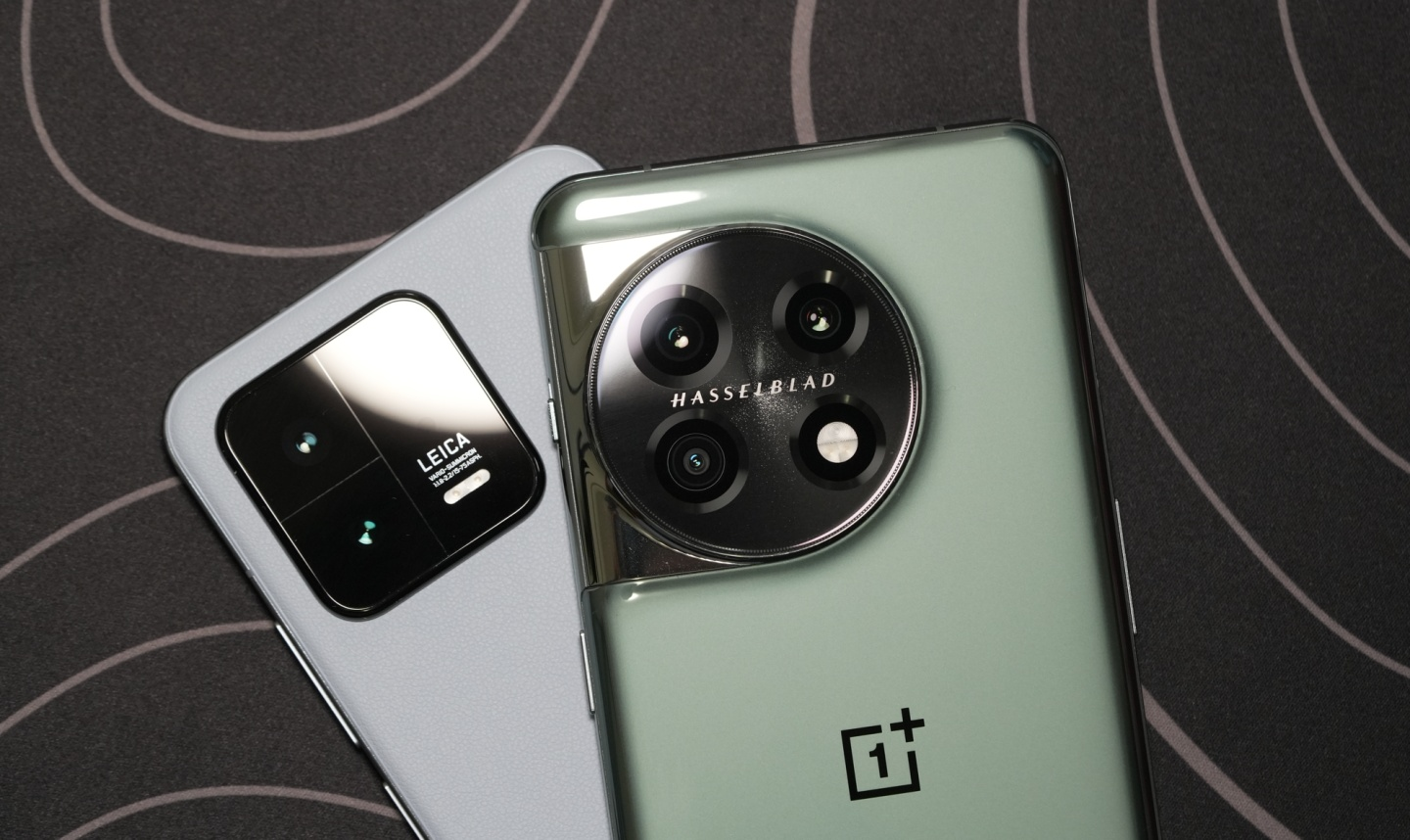 短视频|别再纠结小米13和一加11怎么选了，这几点差异很容易做出选择