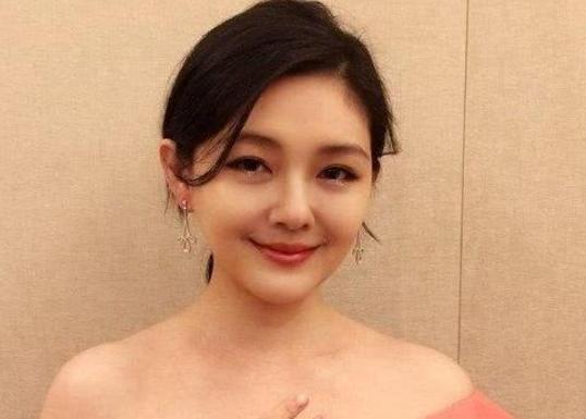 大S|大S被指在汪家当牛做马，张兰回怼：差点没吃了我，亏得咱跑得快