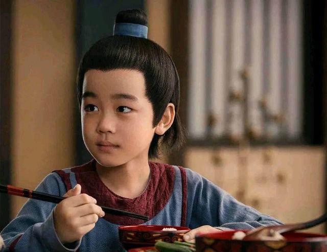 庆余年|从《庆余年》到《悍刀行》，这位小演员还没有长高