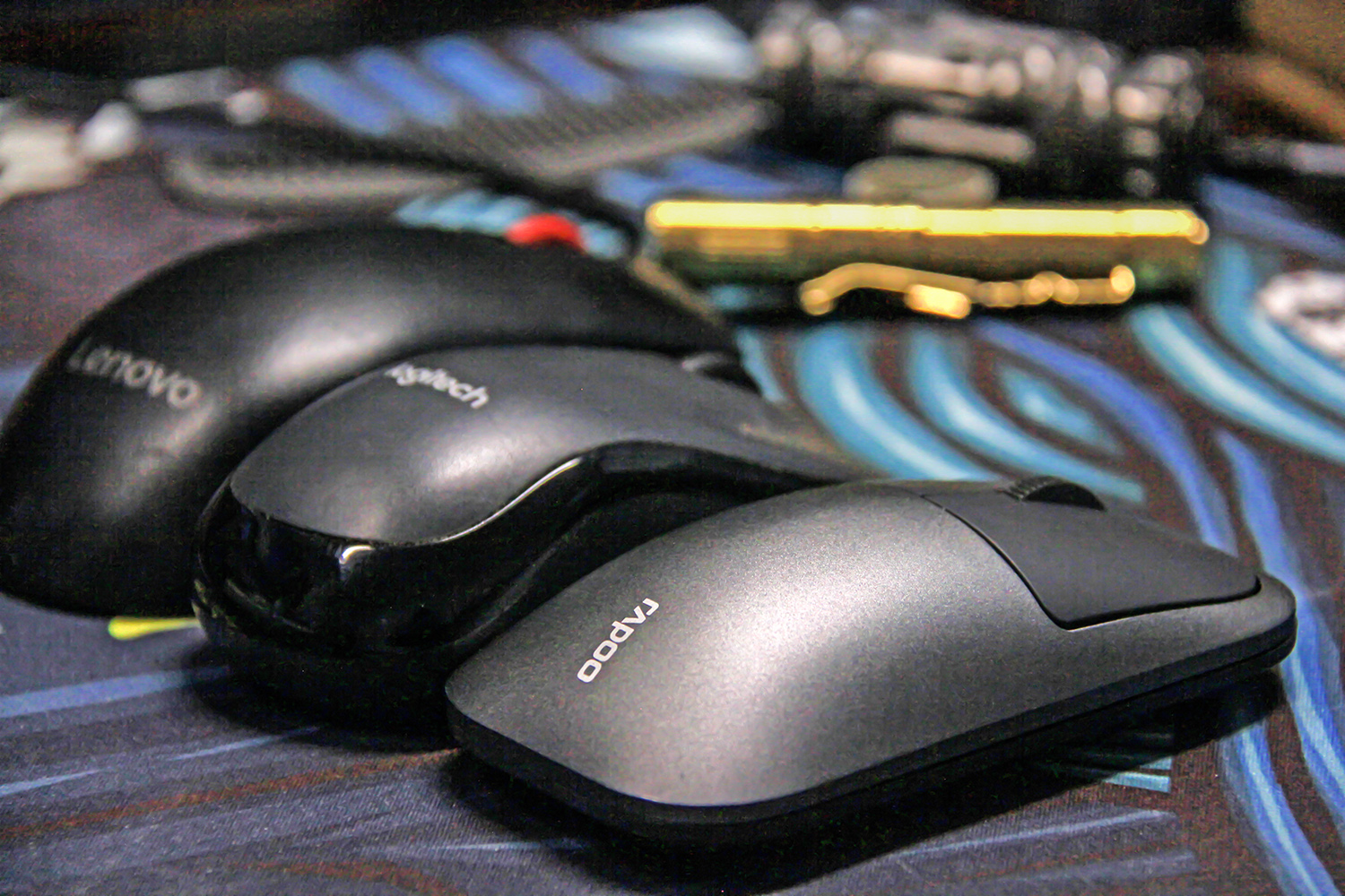 m700|多模无线鼠标，3台设备随意控制：雷柏M700