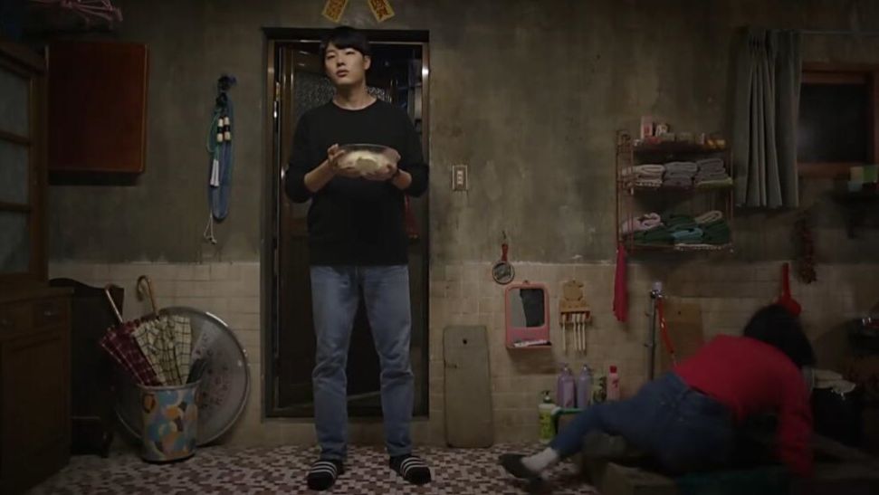 迪士尼|迪士尼购买《人世间》版权引热议，网友：没安好心！