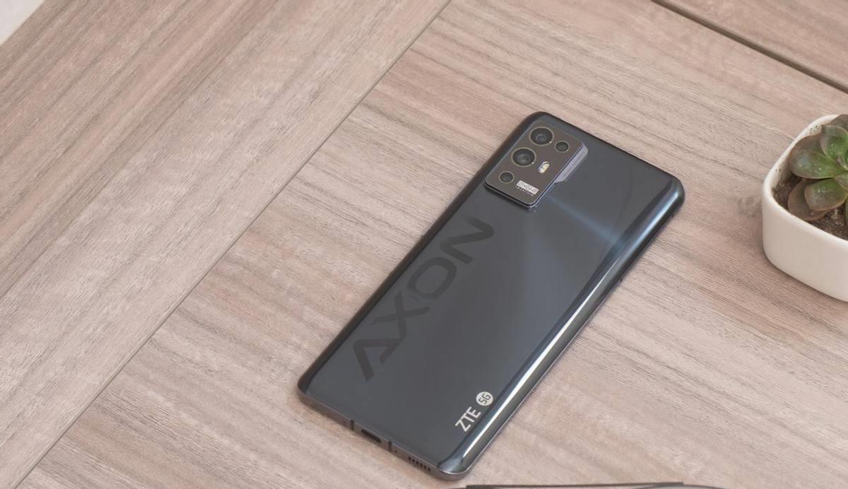 CPU|6400万双主摄+5nm处理器，8+128G跌至2298元，优质旗舰无奈退场