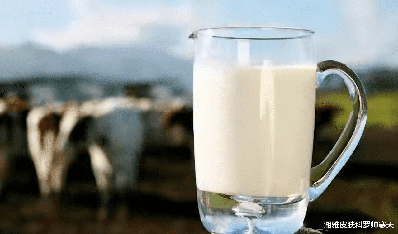 白发|白头发拔1根长10根?医生:最好不要拔,拯救白发这么做